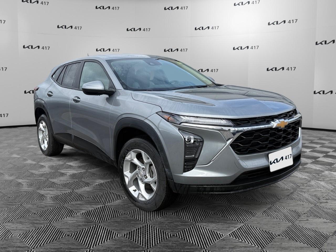 2025 Chevrolet Trax Fwd 4dr Ls Photo