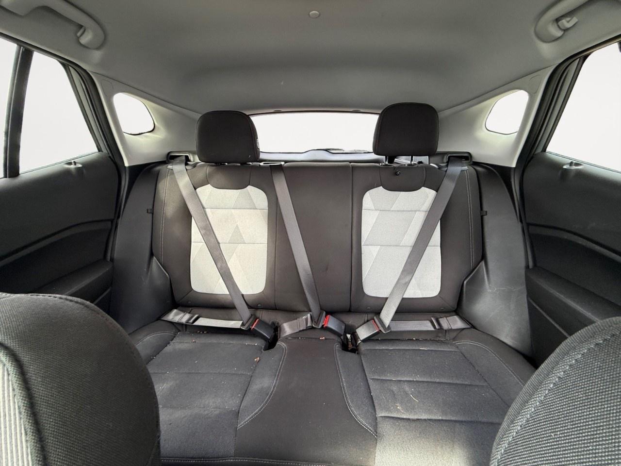 2025 Chevrolet Trax Fwd 4dr Ls Photo