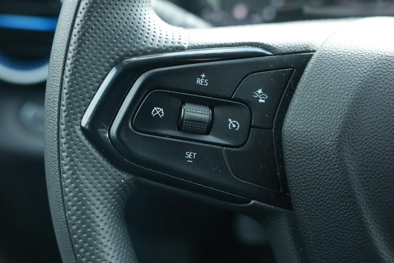 2025 Chevrolet Trax Fwd 4dr Ls Photo