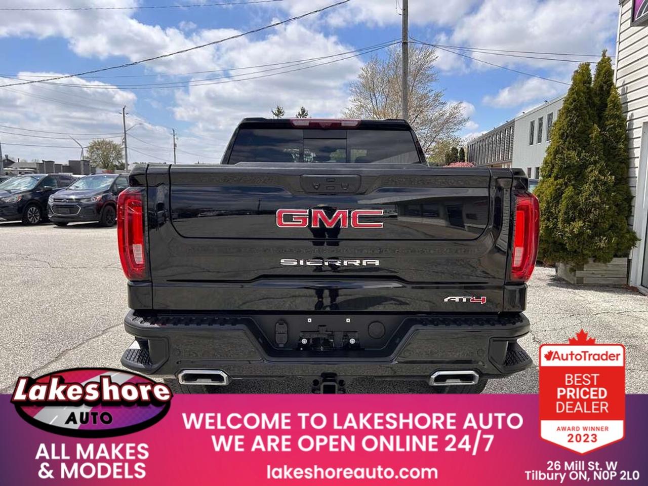 2024 GMC Sierra 1500 AT4 Photo3