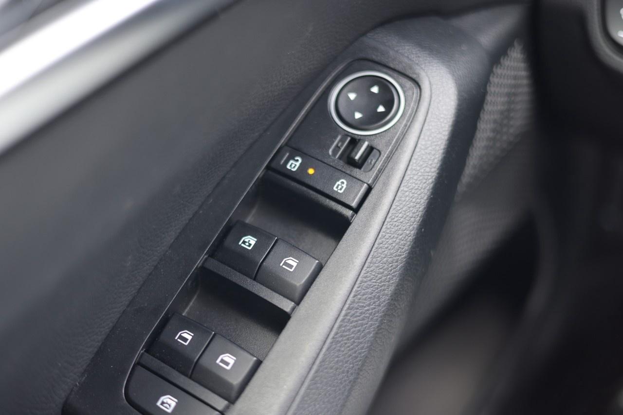 2025 Kia Seltos EX AWD Photo