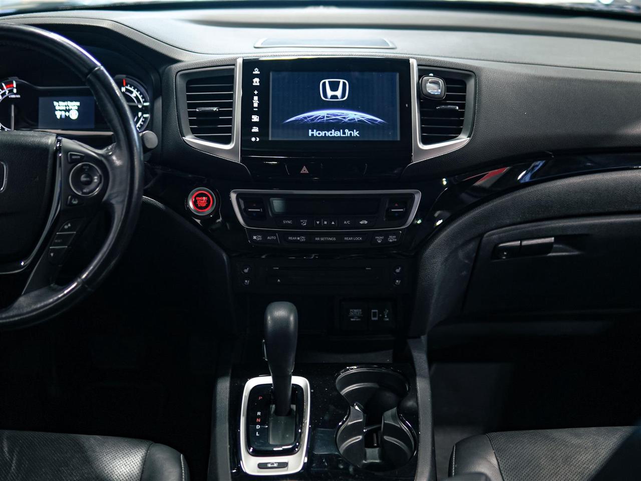 2017 Honda Ridgeline TOURING AWD | NAV | LEATHER | SUNROOF Photo