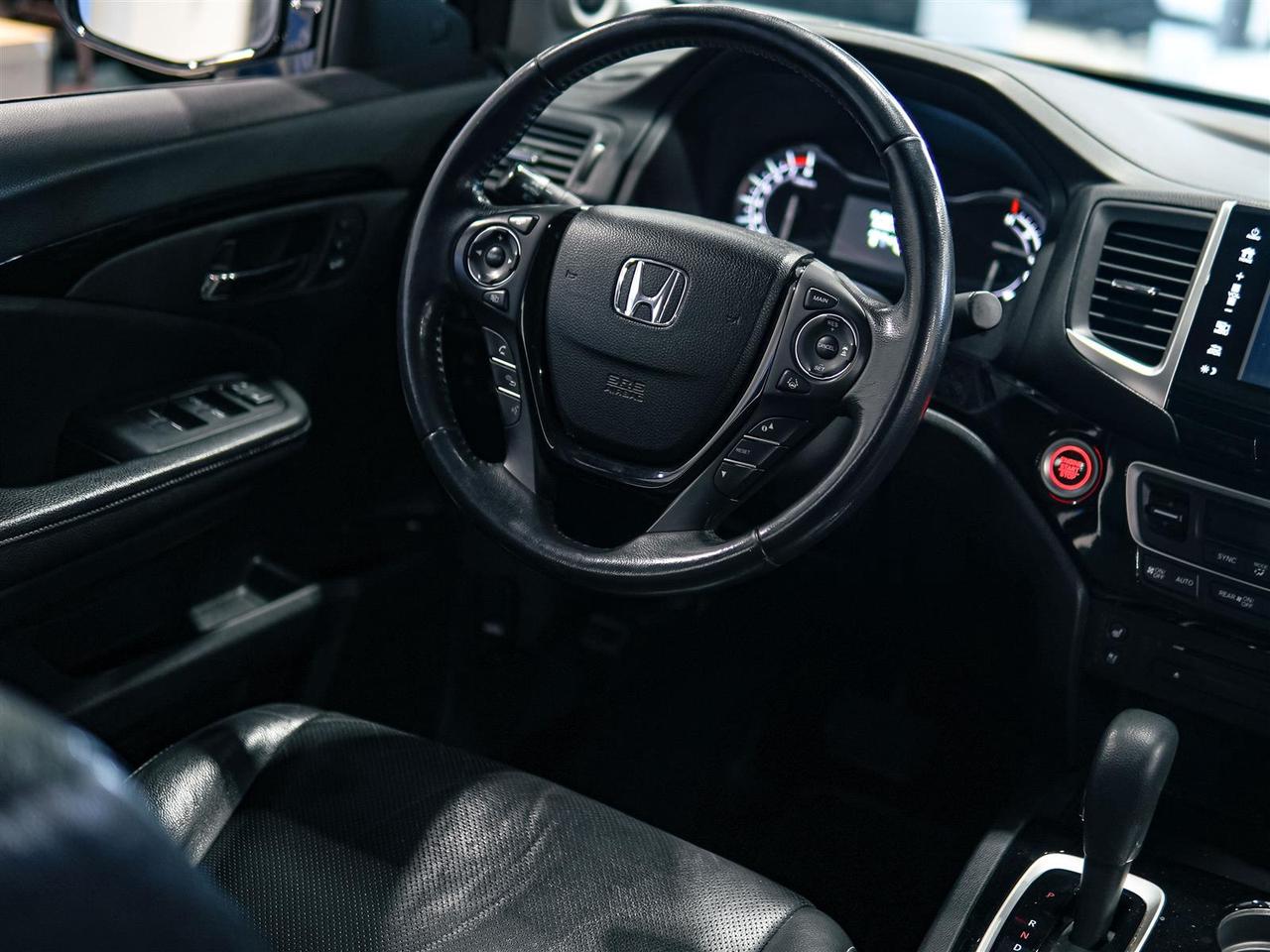 2017 Honda Ridgeline TOURING AWD | NAV | LEATHER | SUNROOF Photo