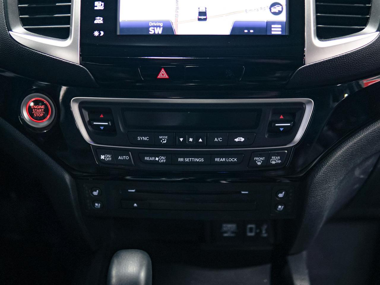 2017 Honda Ridgeline TOURING AWD | NAV | LEATHER | SUNROOF Photo