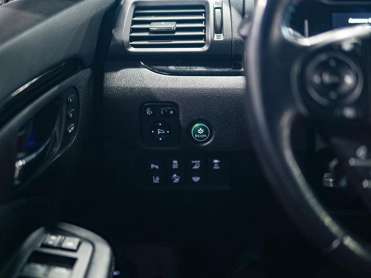 2017 Honda Ridgeline TOURING AWD | NAV | LEATHER | SUNROOF Photo