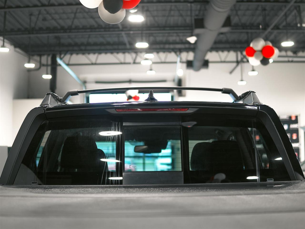 2017 Honda Ridgeline TOURING AWD | NAV | LEATHER | SUNROOF Photo