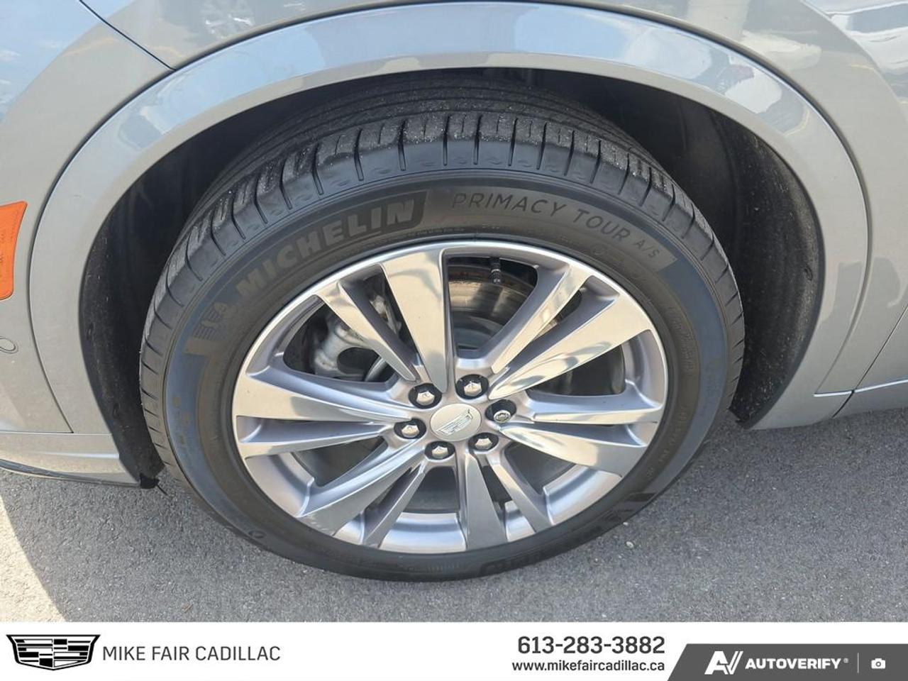 2023 Cadillac XT6 Premium Luxury ONE OWNER! AWD with Driver Selector Mode, Memory Package, Front Bucket Leather Seating Surfaces Photo