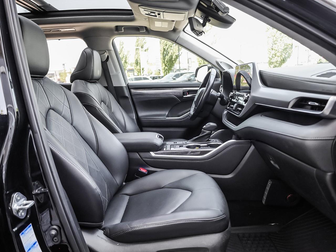 2021 Toyota Highlander HYBRID Limited JBL PREMIUM AUDIO-HEATED/COOLED LEATHER SEATS-HEATED STEERING WHEEL-MOONROOF Photo