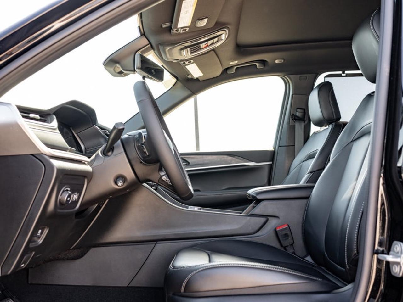 2025 Jeep Grand Cherokee Limited Photo