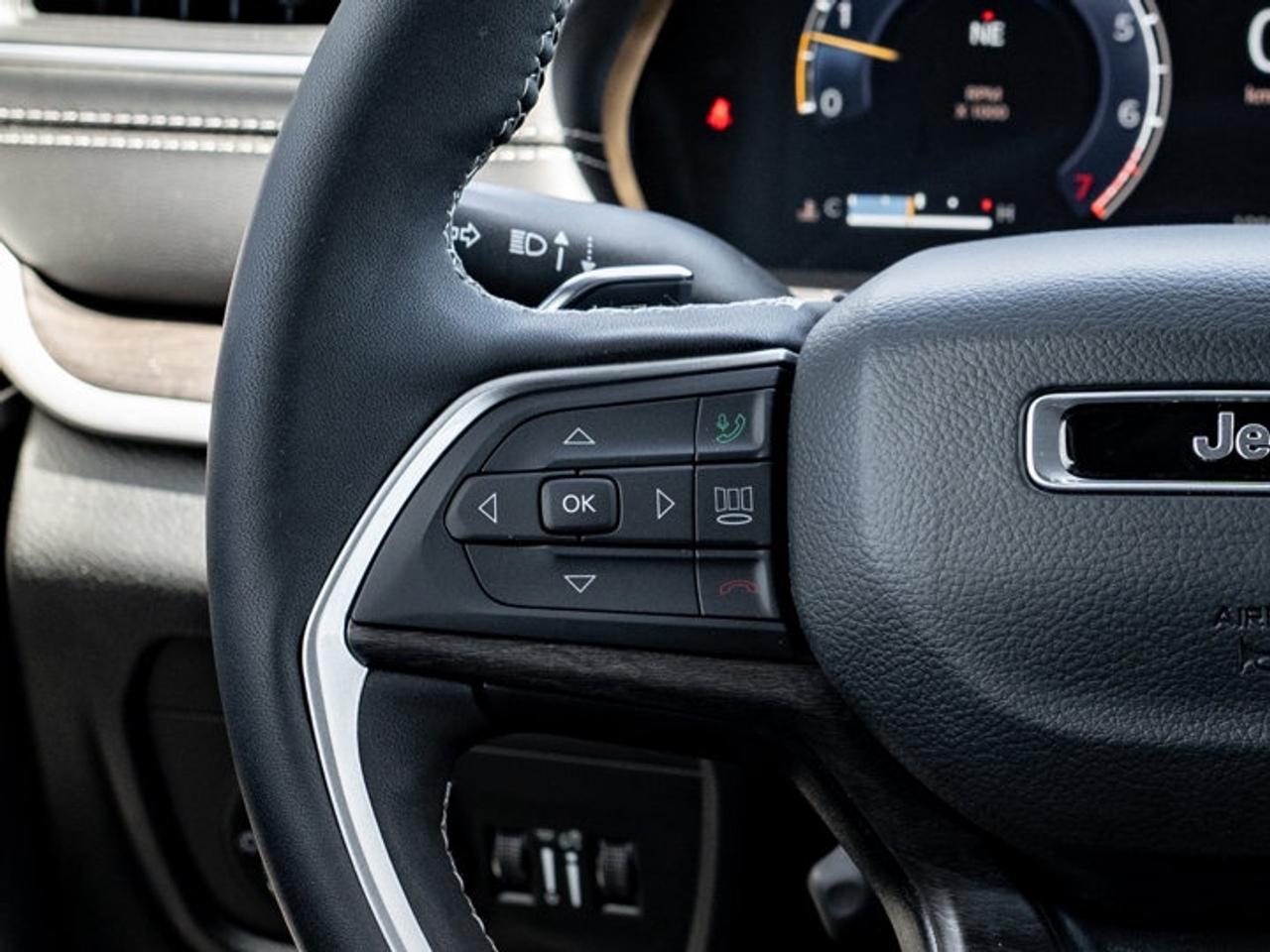 2025 Jeep Grand Cherokee Limited Photo