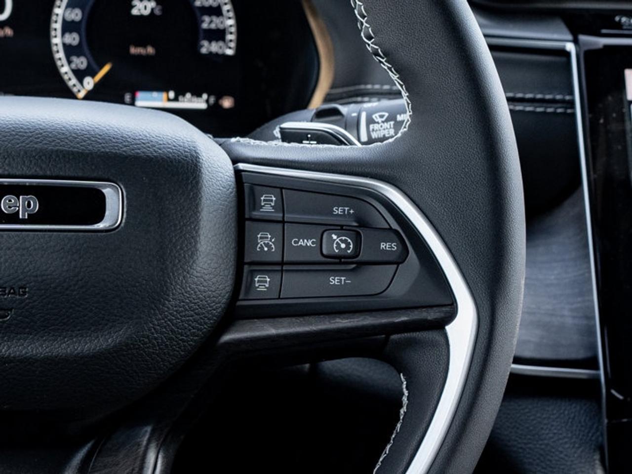 2025 Jeep Grand Cherokee Limited Photo
