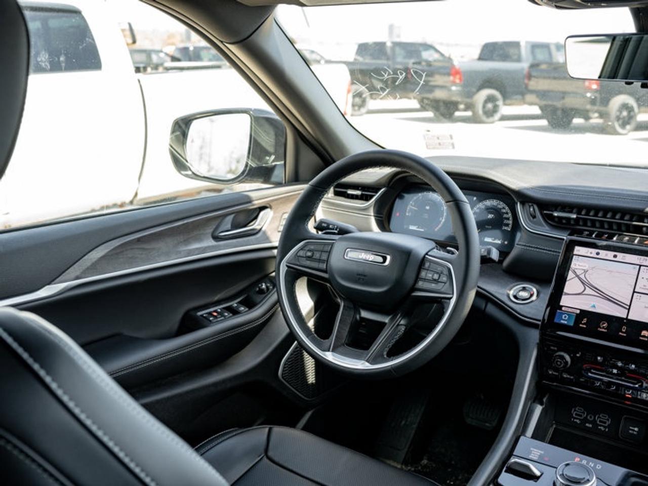 2025 Jeep Grand Cherokee Limited Photo