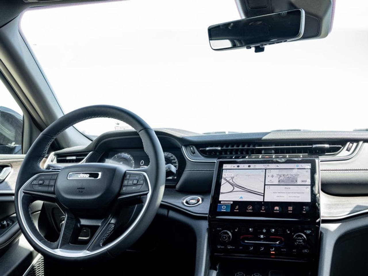 2025 Jeep Grand Cherokee Limited Photo