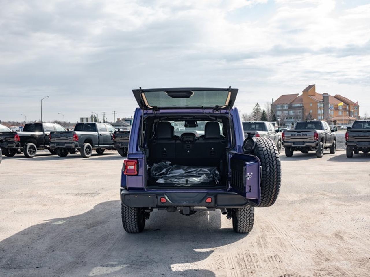 2026 Jeep Wrangler Sahara Photo