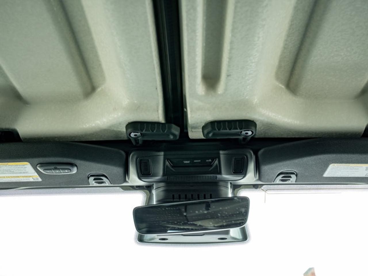 2026 Jeep Wrangler Sahara Photo