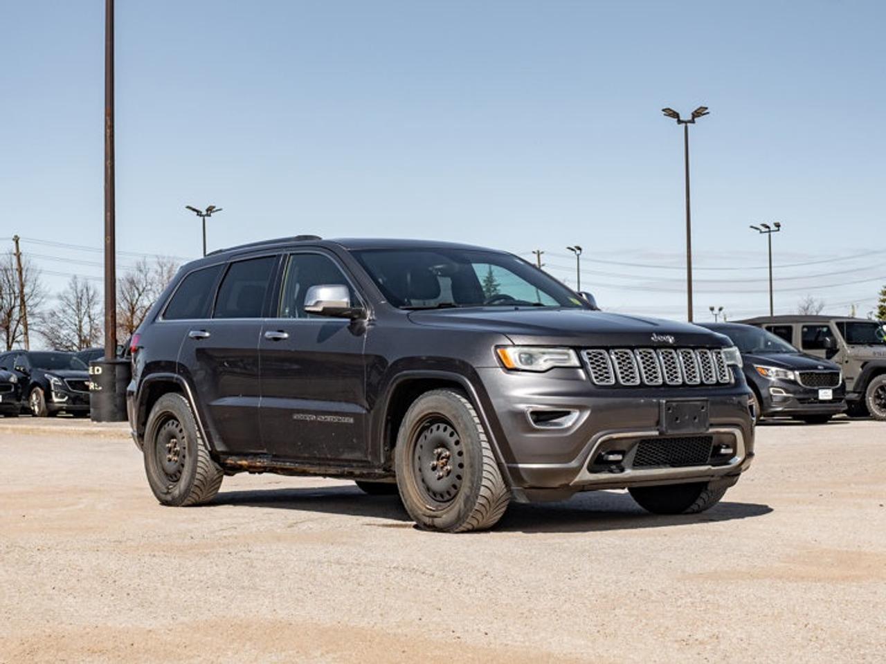 2017 Jeep Grand Cherokee Overland Photo