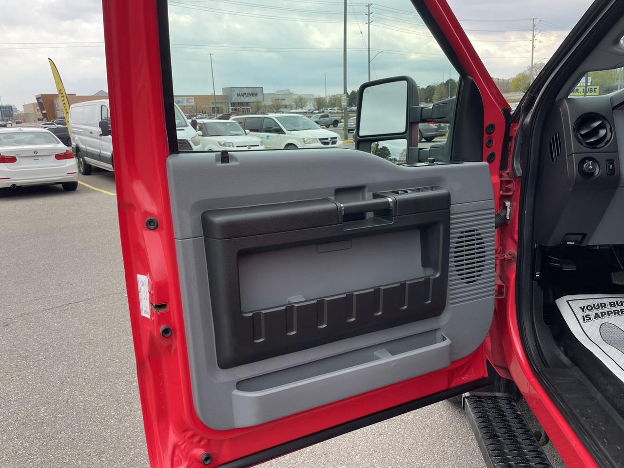 2015 Ford F-350 SD Crew Cab Long Bed DRW 4WD *DIESEL Photo