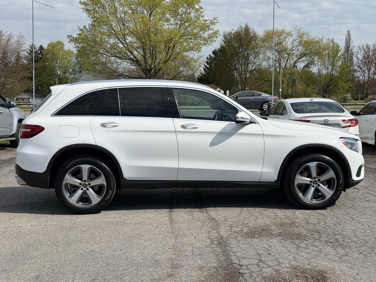 2019 Mercedes-Benz GLC-Class GLC 300 Photo