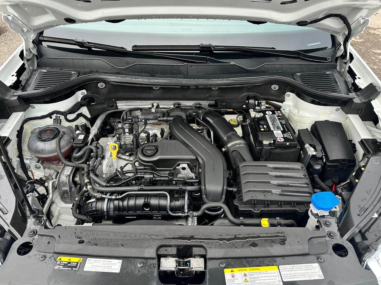 2022 Volkswagen Taos HighlineAWD Heated Leather PanoRoof NAV XM RemStrt Photo