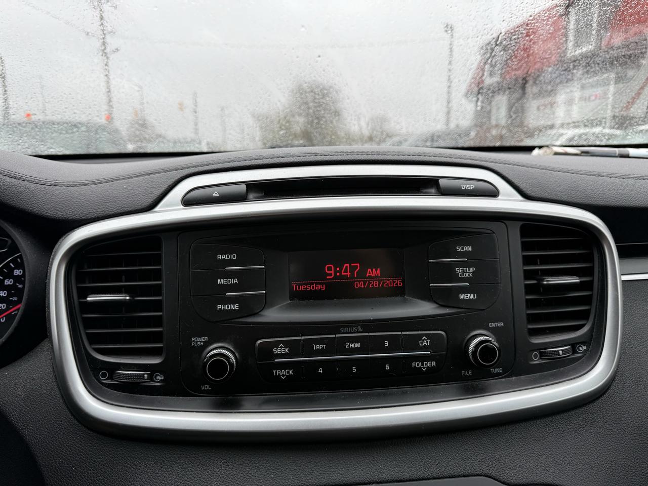 2016 Kia Sorento 2.4L LX Photo