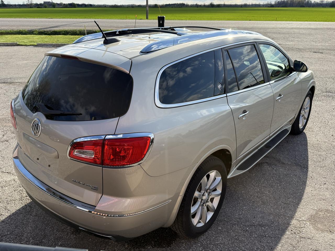 2017 Buick Enclave Premium | Navigation | Backup Camera | Sunroof Photo