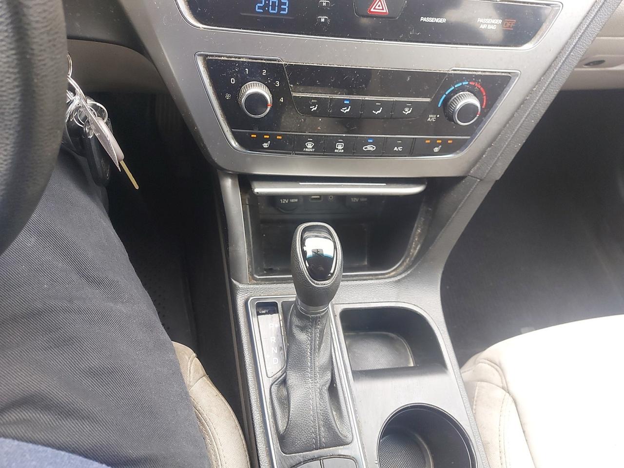 2015 Hyundai Sonata 2.4L GL Photo