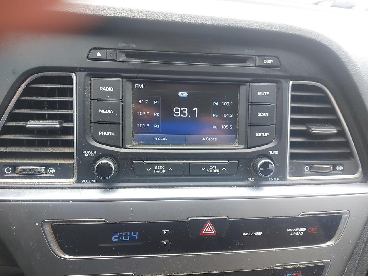2015 Hyundai Sonata 2.4L GL Photo
