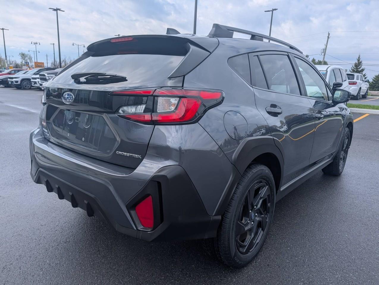 2024 Subaru Crosstrek Onyx NO ACCIDENTS Photo