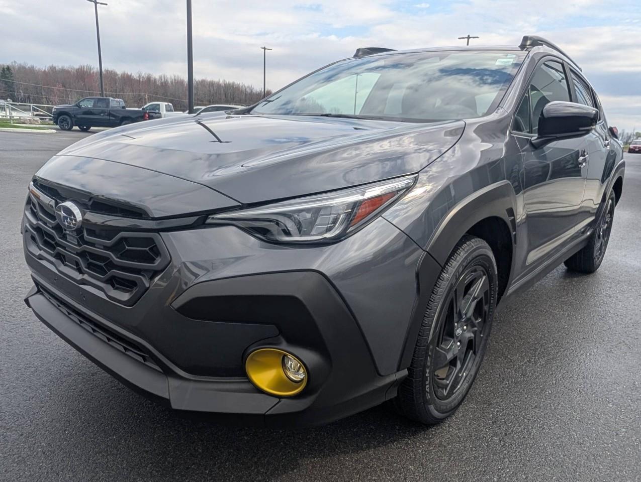 2024 Subaru Crosstrek Onyx NO ACCIDENTS Photo