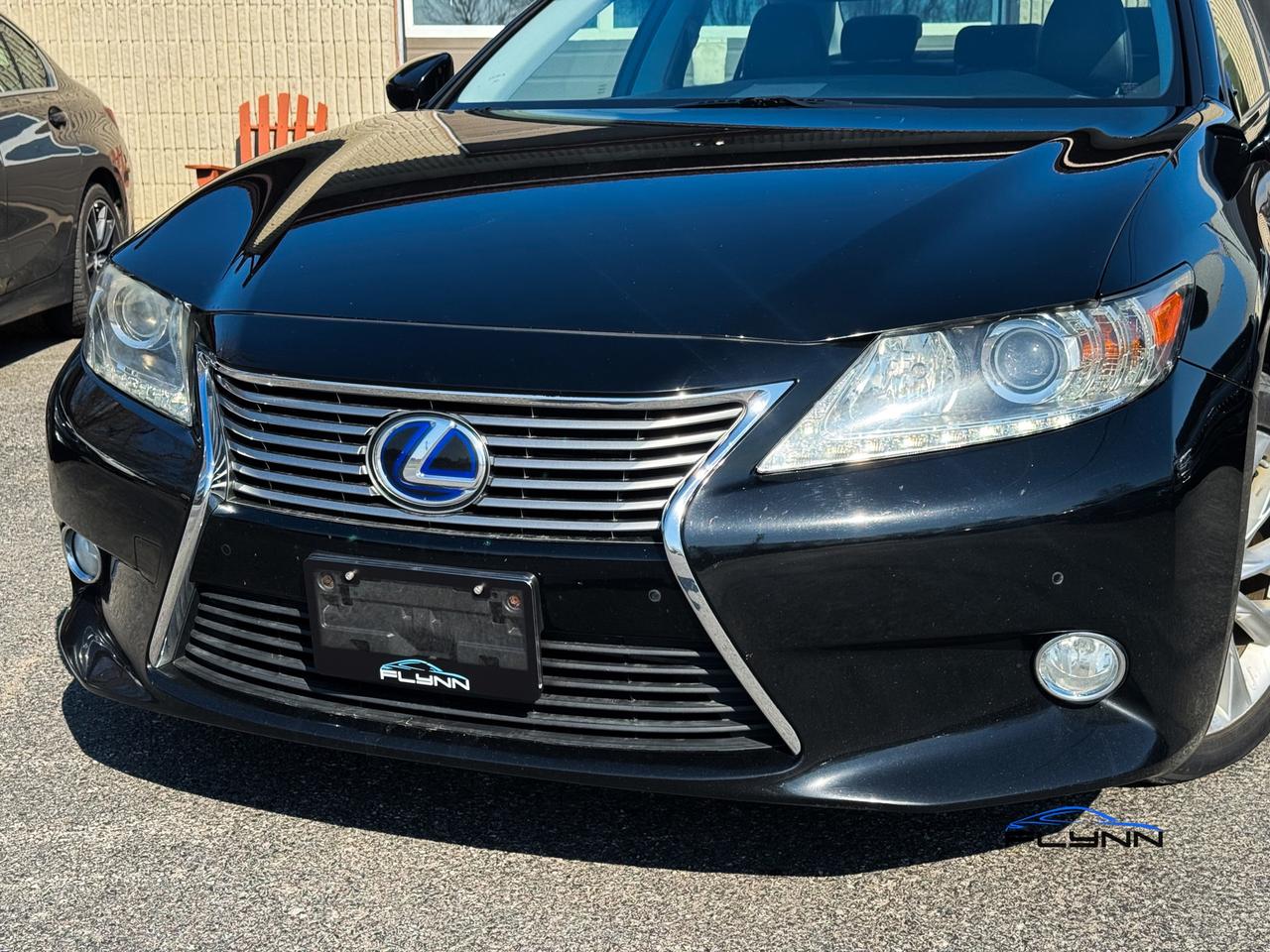 2013 Lexus ES 300h Sedan Hybrid - Certified! Photo