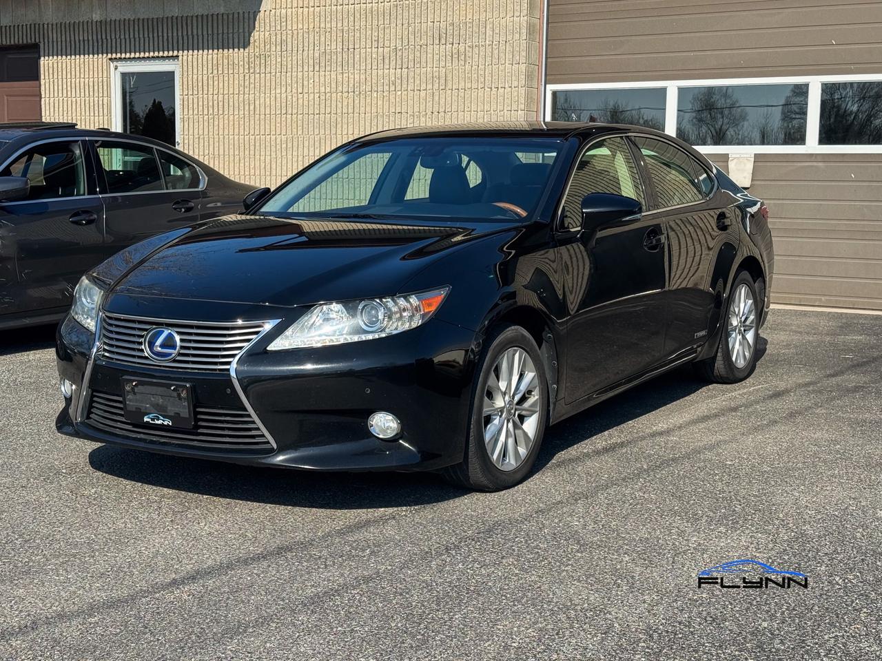 2013 Lexus ES 300h Sedan Hybrid - Certified! Photo4