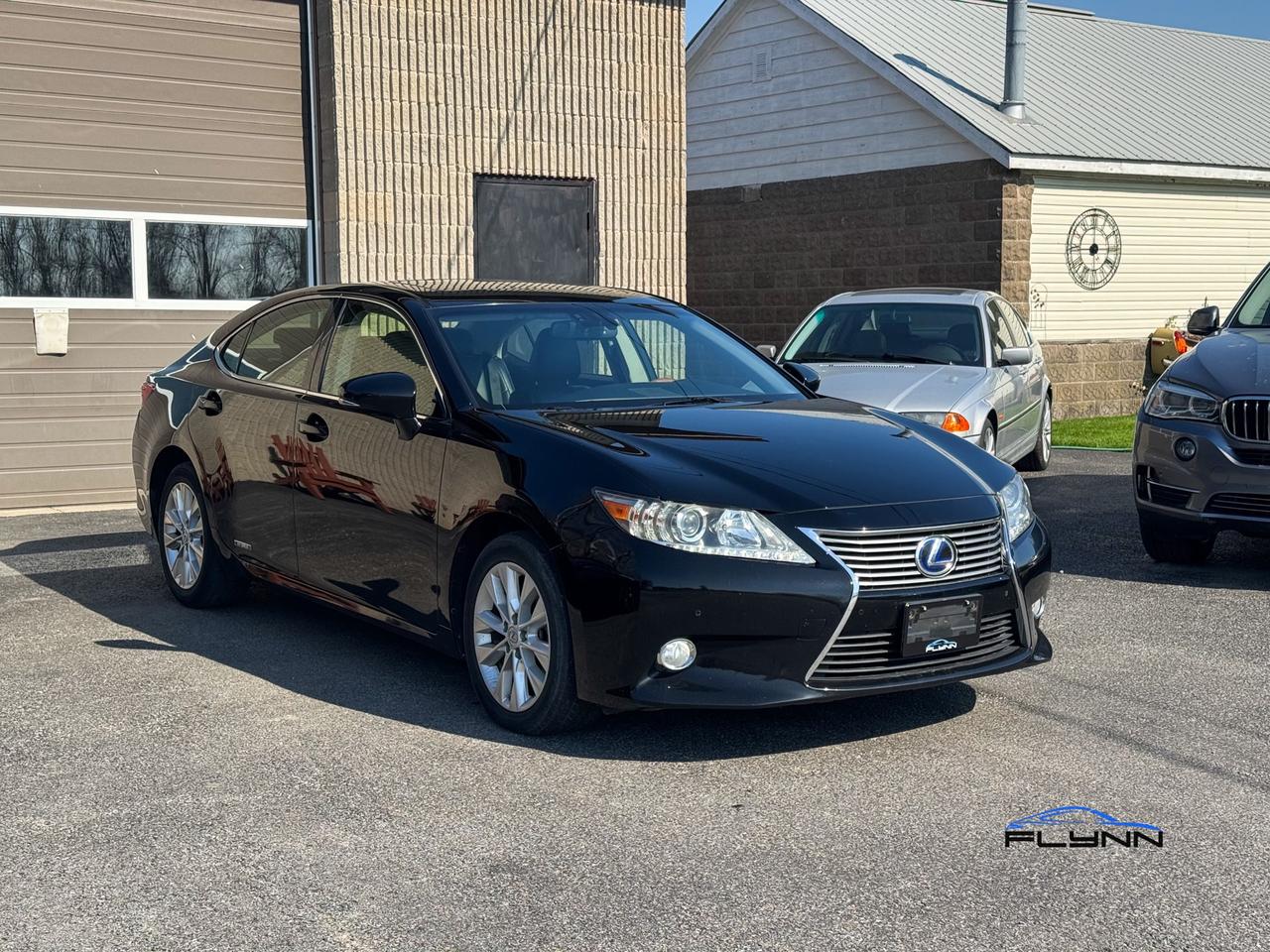 2013 Lexus ES 300h Sedan Hybrid - Certified! Photo