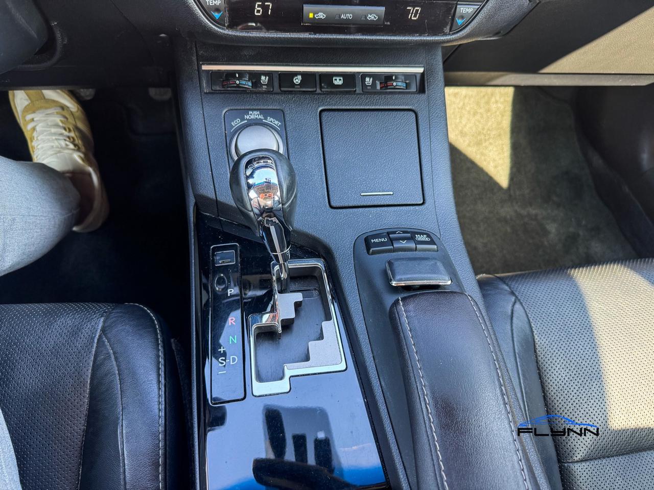 2013 Lexus ES 300h Sedan Hybrid - Certified! Photo