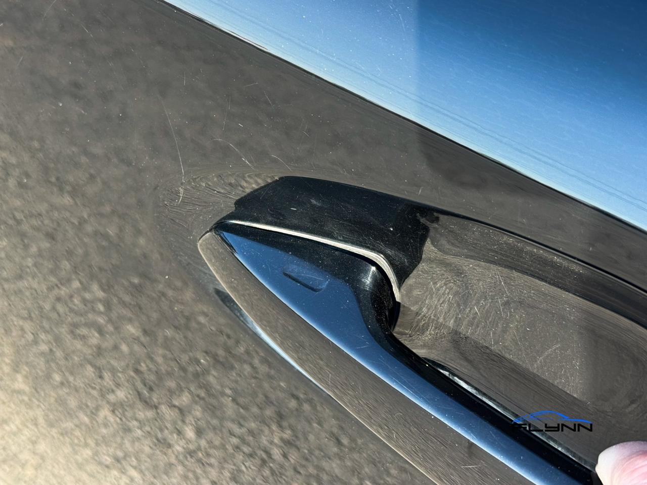 2013 Lexus ES 300h Sedan Hybrid - Certified! Photo