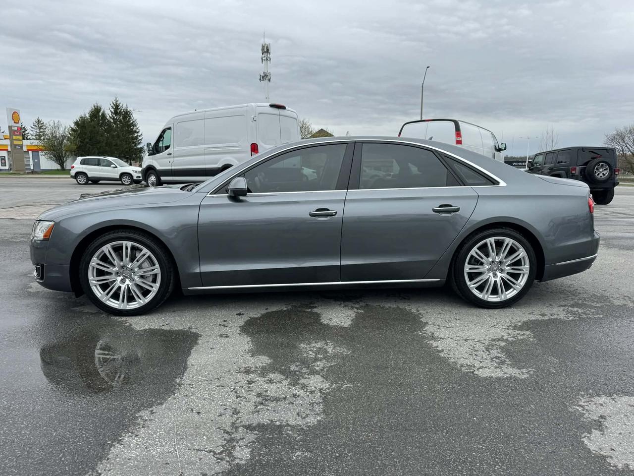 2016 Audi A8 4dr Sdn 3.0T Photo