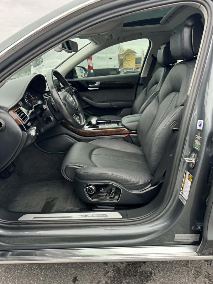2016 Audi A8 4dr Sdn 3.0T Photo