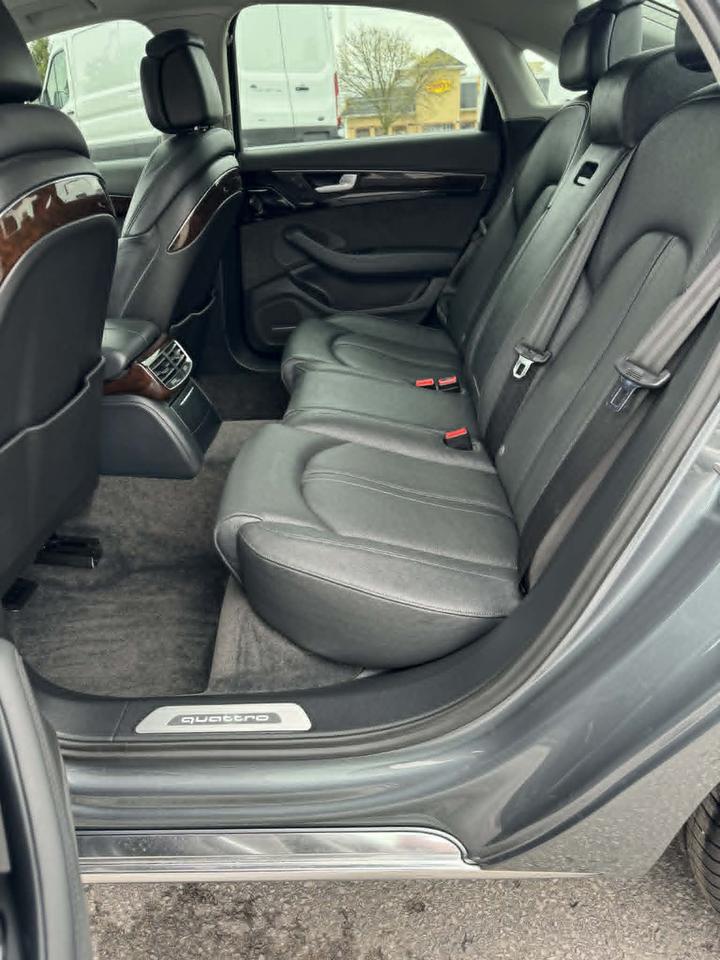 2016 Audi A8 4dr Sdn 3.0T Photo