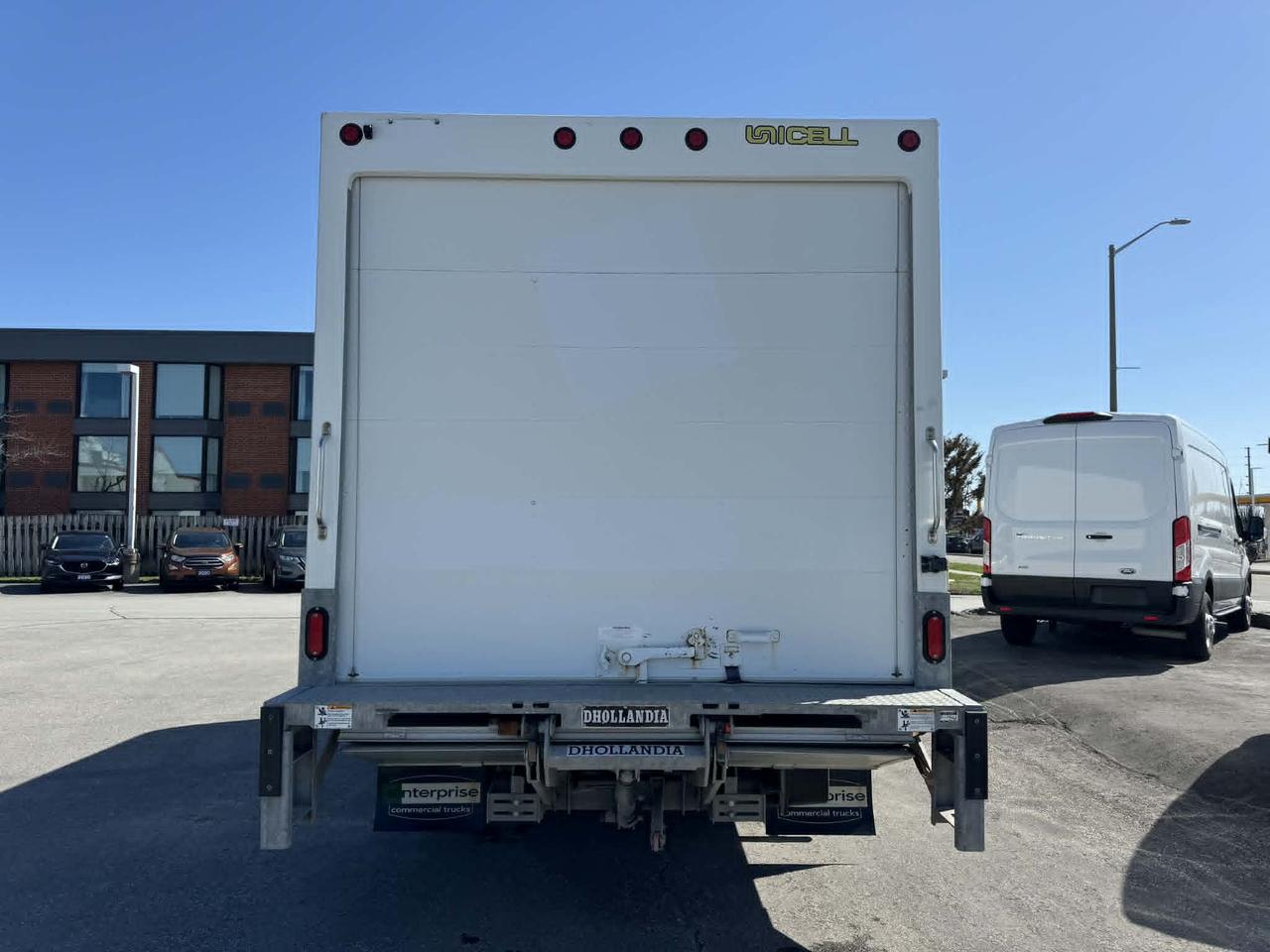 2023 Ford E-Series Cutaway E-450 16FT-BOX-STAKE-CUBE VAN--PWR REAR GATE Photo3
