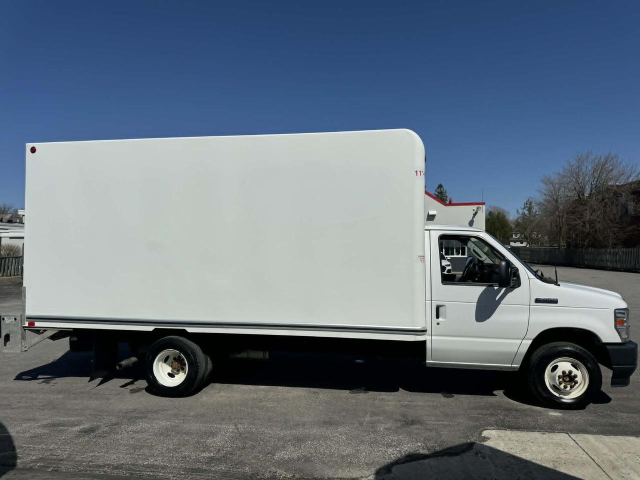2023 Ford E-Series Cutaway E-450 16FT-BOX-STAKE-CUBE VAN--PWR REAR GATE Photo
