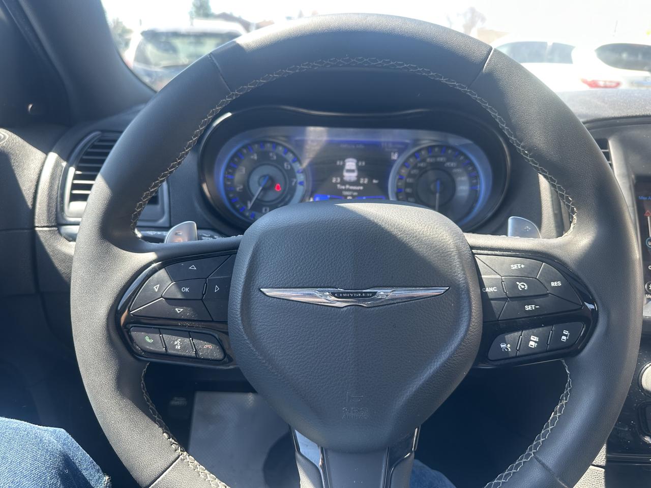 2023 Chrysler 300 S Photo