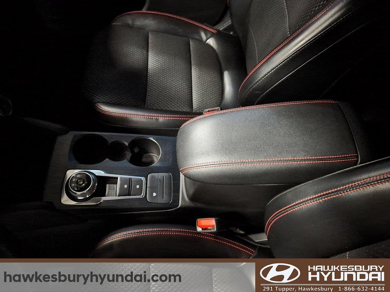 2023 Ford Escape ST-Line Photo