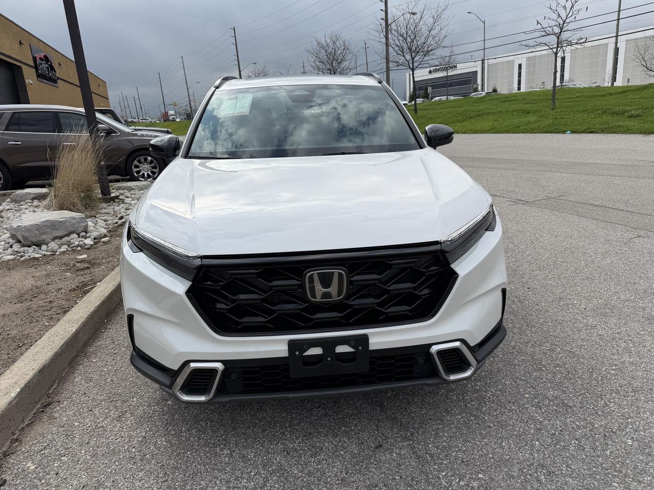 2025 Honda CR-V Hybrid Touring AWD Clean Carfax Hybrid Certified Photo