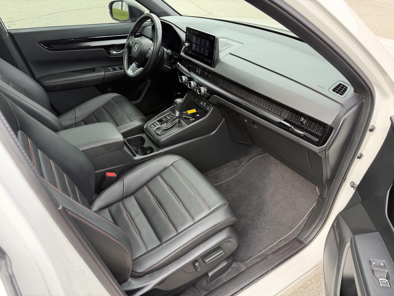 2025 Honda CR-V Hybrid Touring AWD Clean Carfax Hybrid Certified Photo