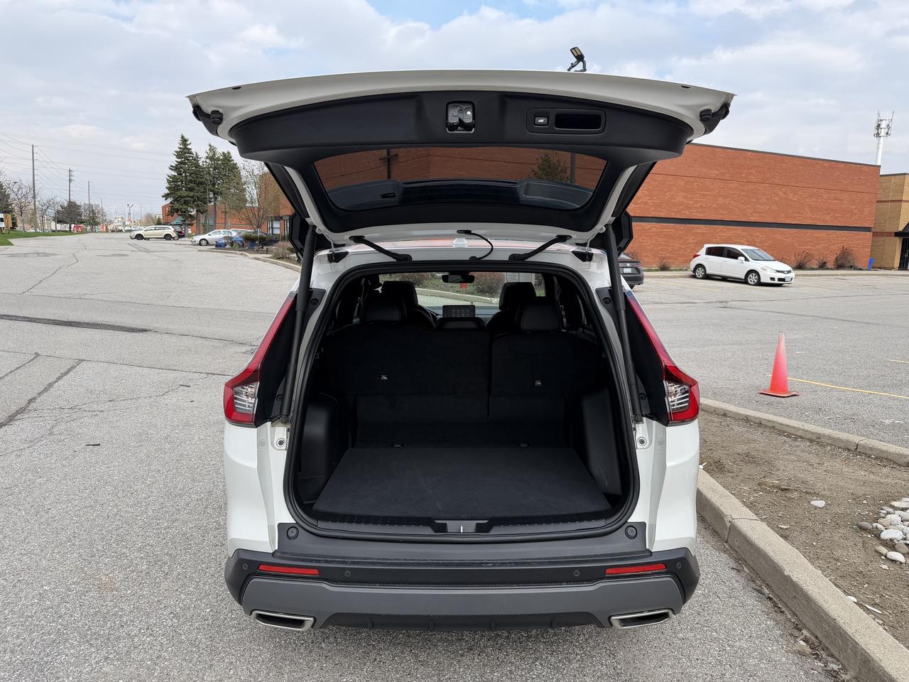 2025 Honda CR-V Hybrid Touring AWD Clean Carfax Hybrid Certified Photo
