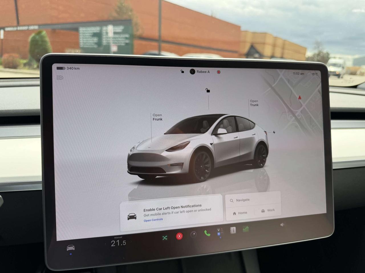 2022 Tesla Model Y Long Range AWD 1 Owner Clean Carfax Certified Photo