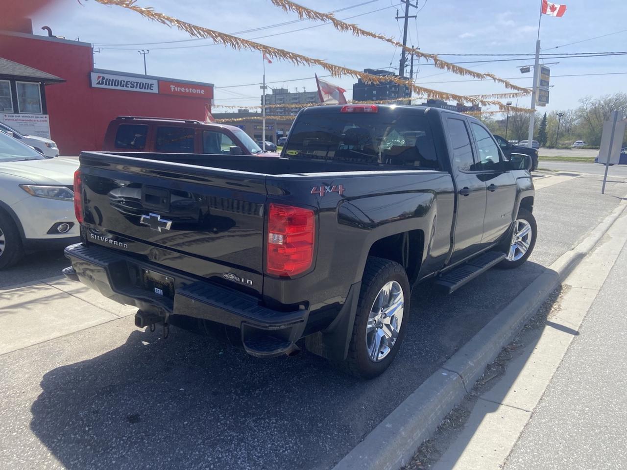 2019 Chevrolet Silverado 1500 CREW CLUB CAB **  2 YEAR LUBRICO WARRANTY ** Photo3