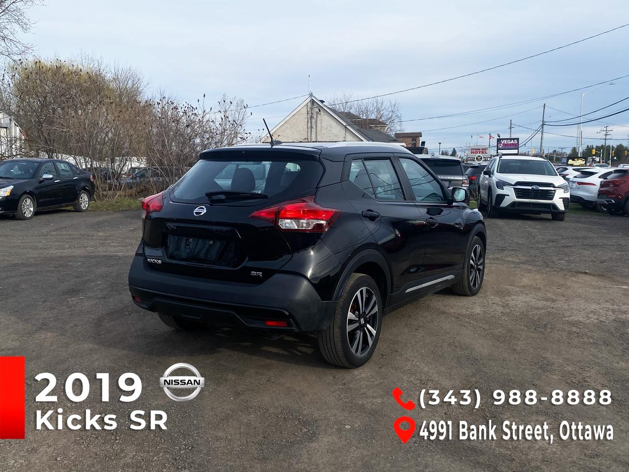 2019 Nissan Kicks SR Photo