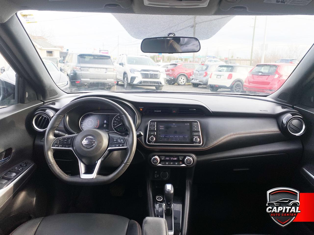 2019 Nissan Kicks SR Photo