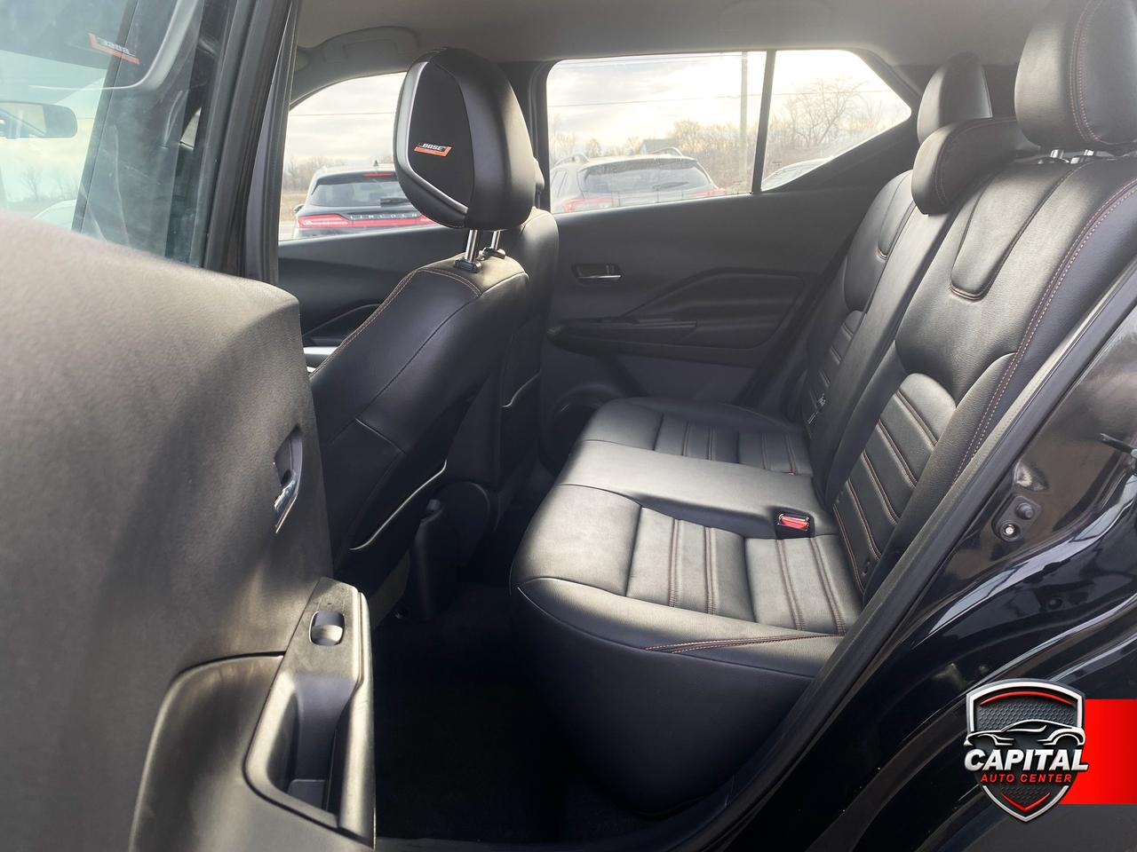 2019 Nissan Kicks SR Photo