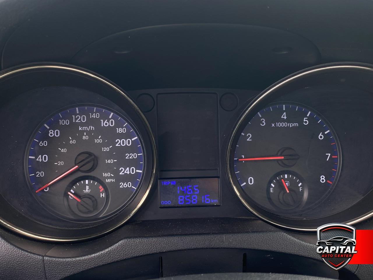 2012 Hyundai Genesis Man Premium Photo